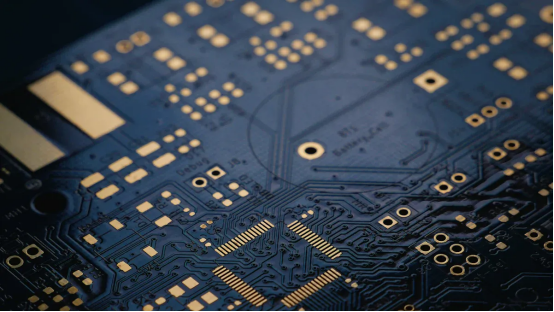 การเลือกตัวเหนี่ยวนำวงแหวนสีสำหรับการประกอบ PCB